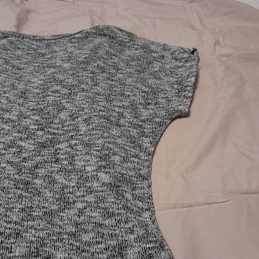 Blu Planet 🌻 Gray women's Top S - Picture 5 of 6